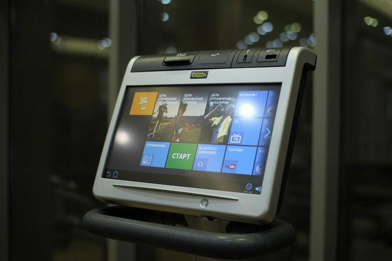 Orion Hotel Bishkek Exterior foto A medical computer